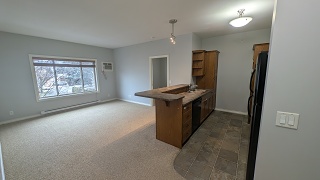 PXL 20250313 184013259